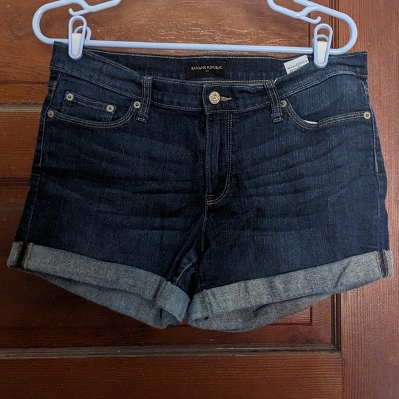 Banana Republic Pants - Banana Republic denim shorts, size 10